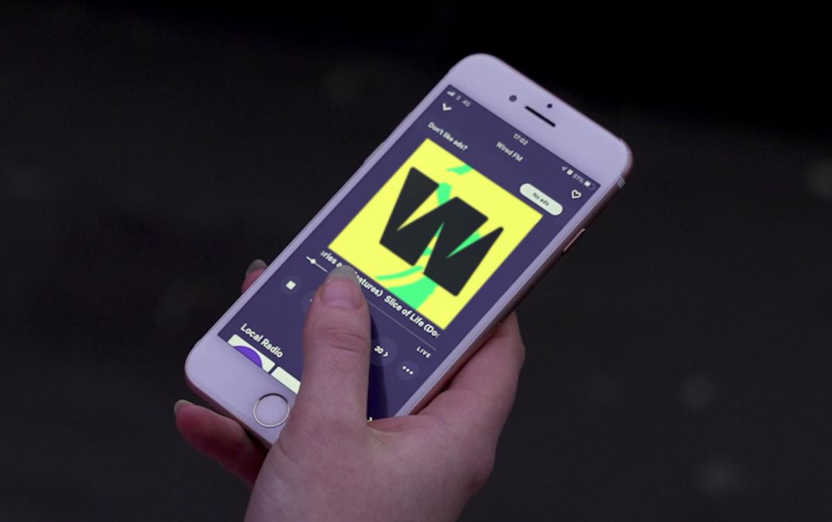 Wired FM audio player